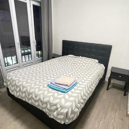 Chambre Double Beauvais Exteriör bild