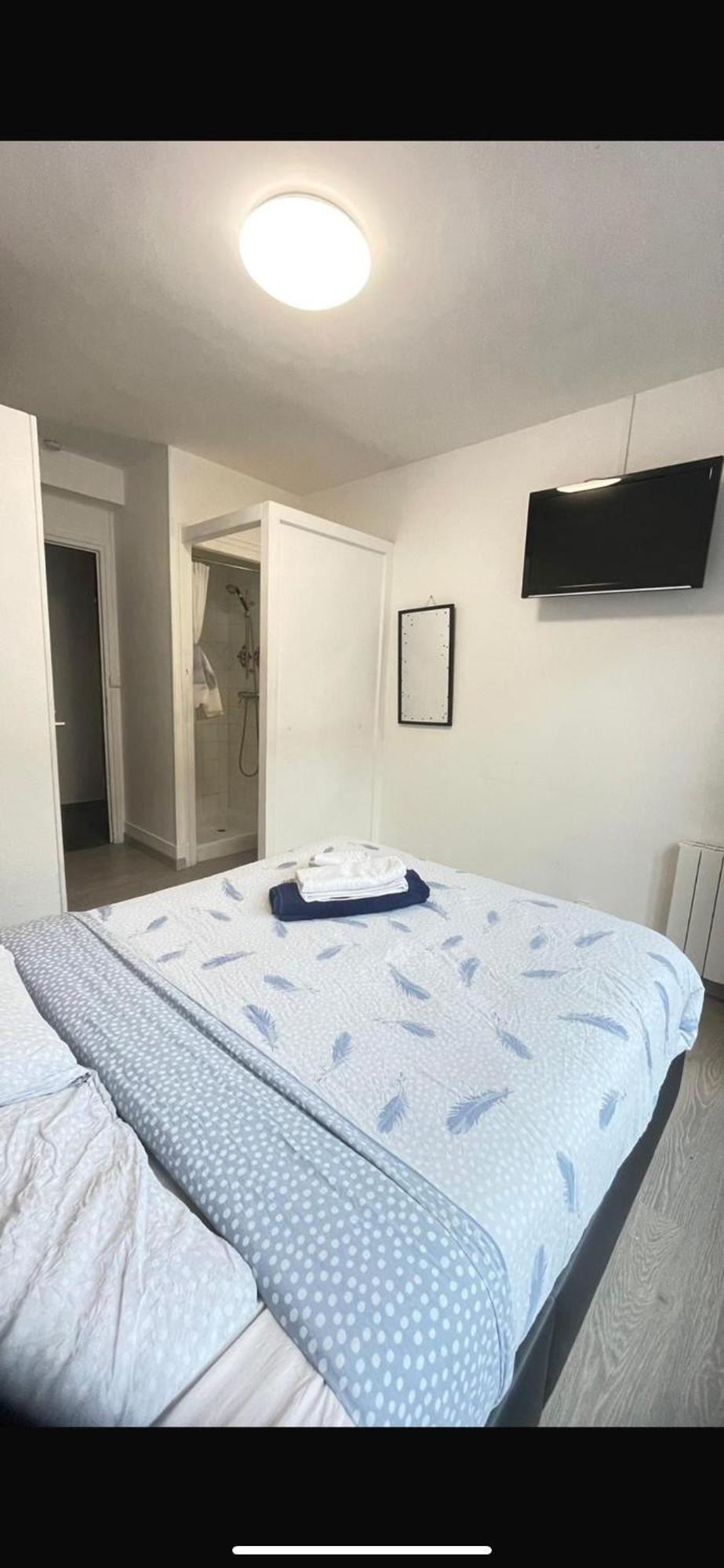 Chambre Double Beauvais Exteriör bild